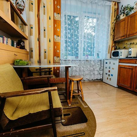 Feel The Old Socialist Style Apartment Krakov Exteriér fotografie